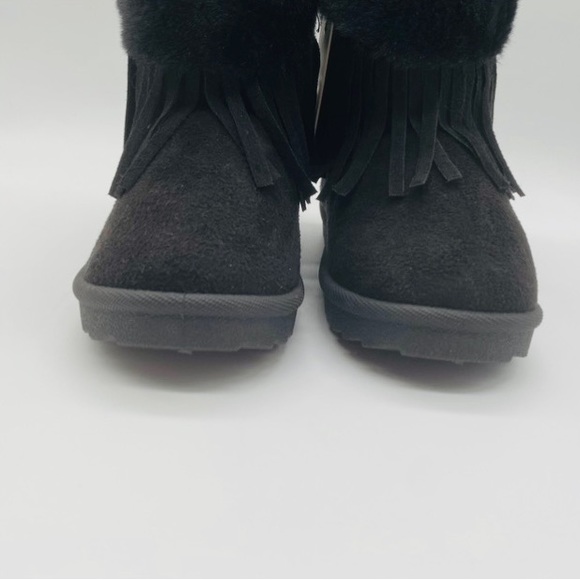 Mudd Girls Cherry Fringe Cozy Boot Size 10 - Picture 8 of 9